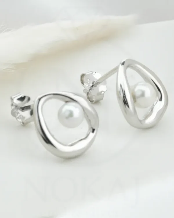 SREBRNE NAUŠNICE S BISEROM (S251202-105701)