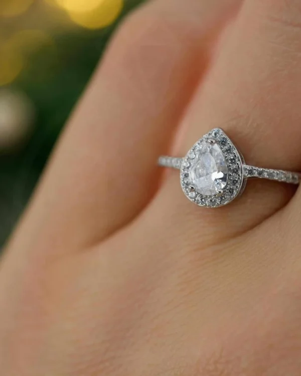 SREBRNI PRSTEN S CIRKONIMA (S251206-190028)