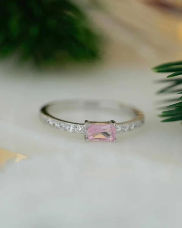 SREBRNI PRSTEN S CIRKONIMA (S251207-172900)