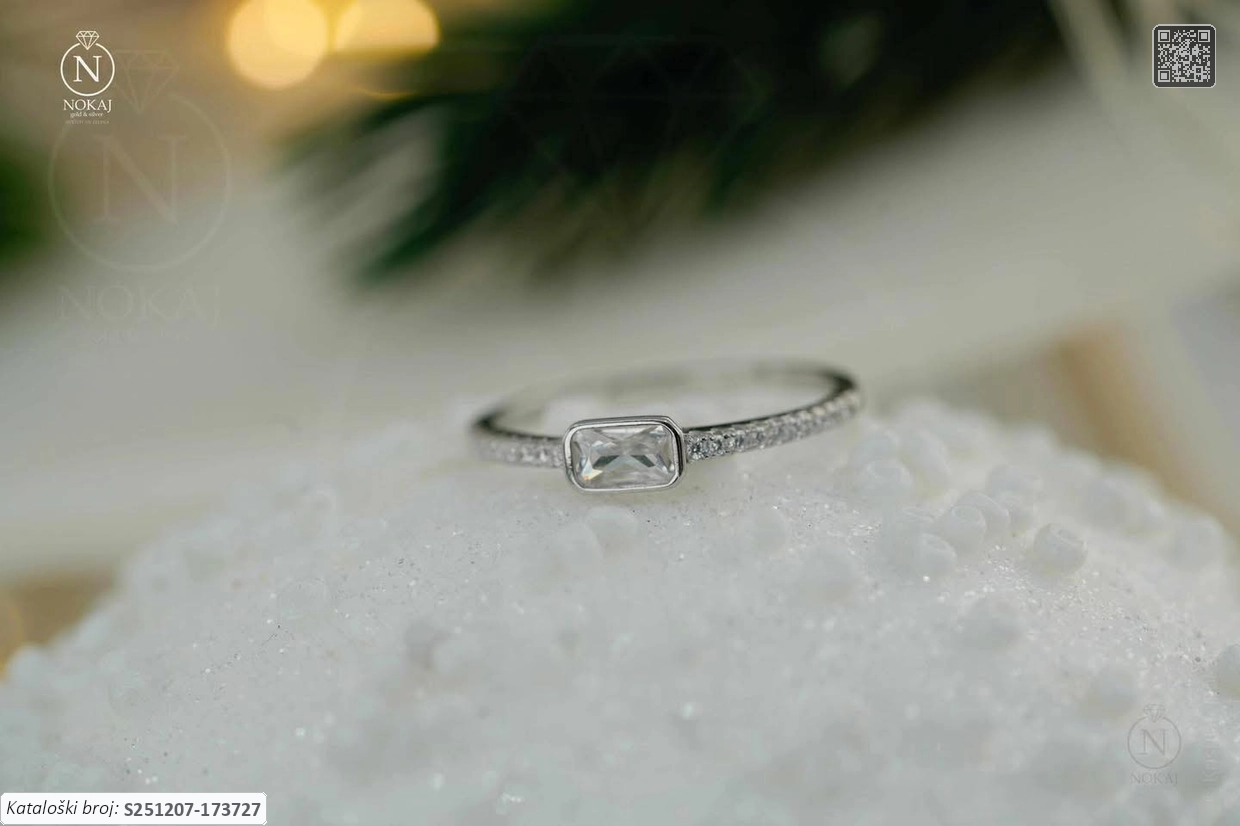 SREBRNI PRSTEN S CIRKONIMA (S251207-173727)