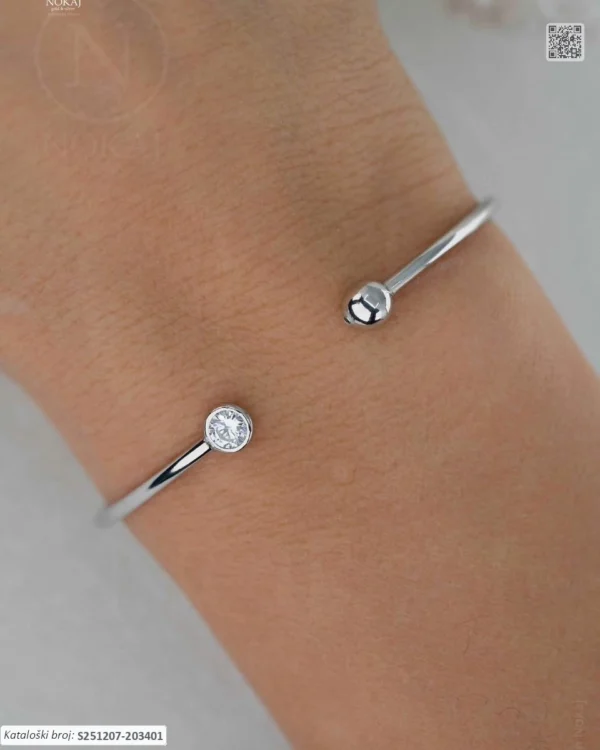 SREBRNA NARUKVICA S CIRKONOM (S251207-203401)
