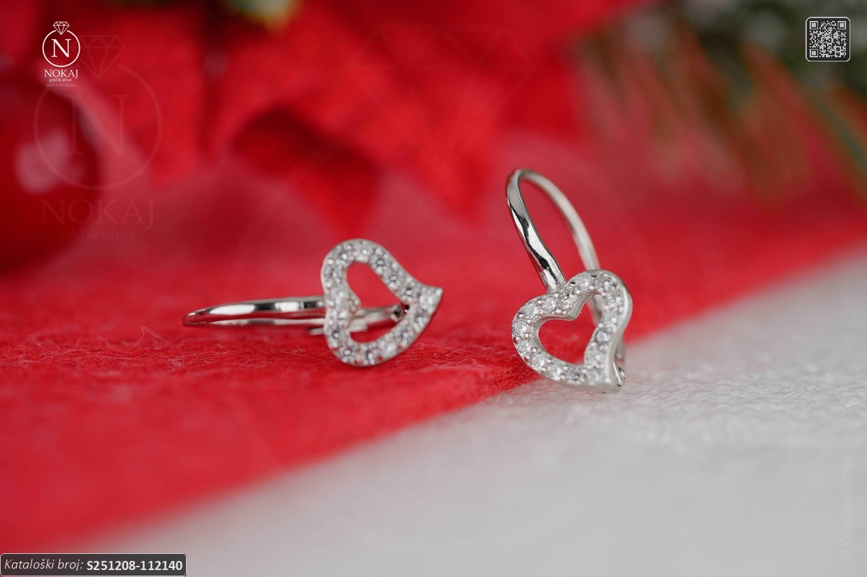SREBRNE DJEČJE NAUŠNICE S CIRKONIMA - SRCE (S251208-112140)