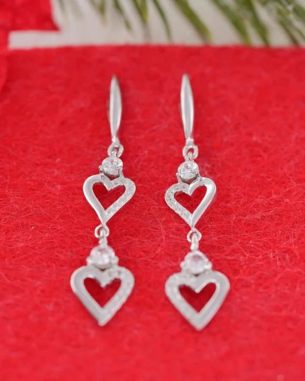 SREBRNE NAUŠNICE S CIRKONIMA - SRCE (S251208-122500)
