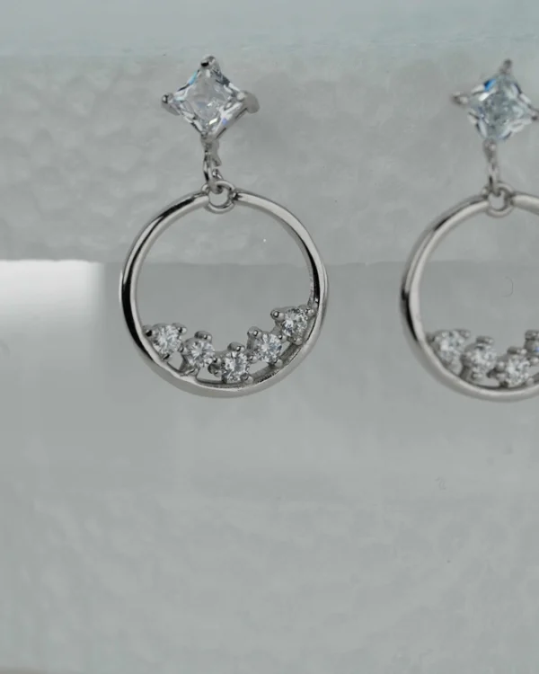SREBRNE NAUŠNICE S CIRKONIMA (S251208-143638)