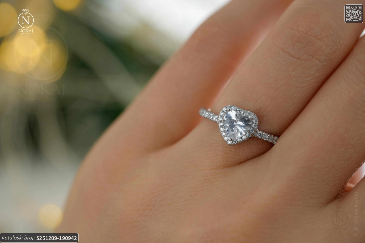 SREBRNI PRSTEN S CIRKONOM (S251209-190942)