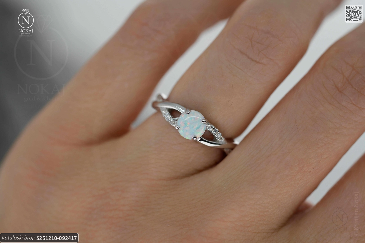 SREBRNI PRSTEN S OPALOM (S251210-092417)