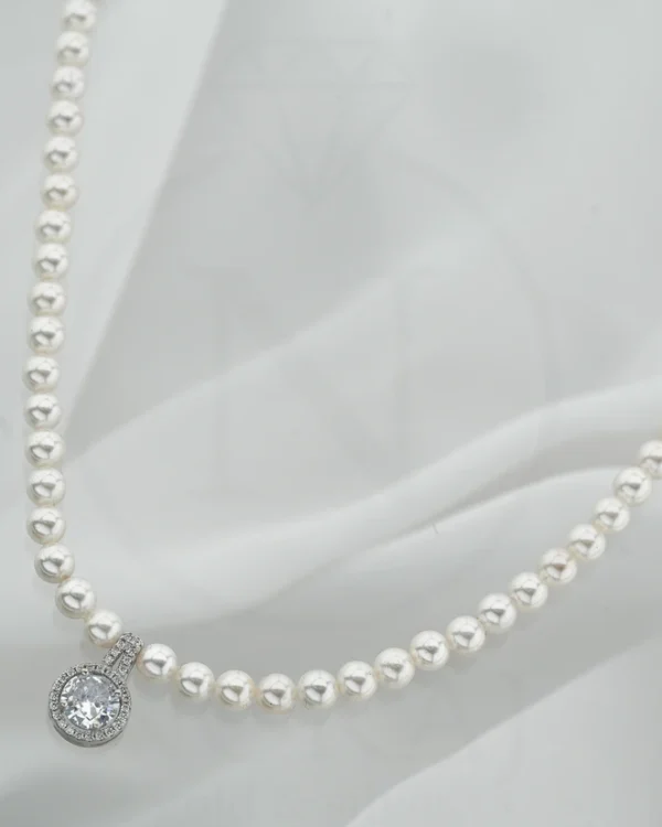 SREBRNA OGRLICA S BISERIMA (S251212-141201)