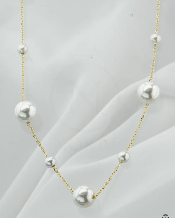 SREBRNA OGRLICA S BISERIMA (S251217-155415)