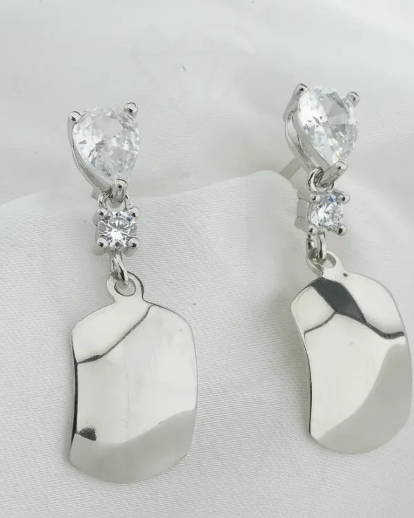 SREBRNE NAUŠNICE S CIRKONIMA (S251218-191022)