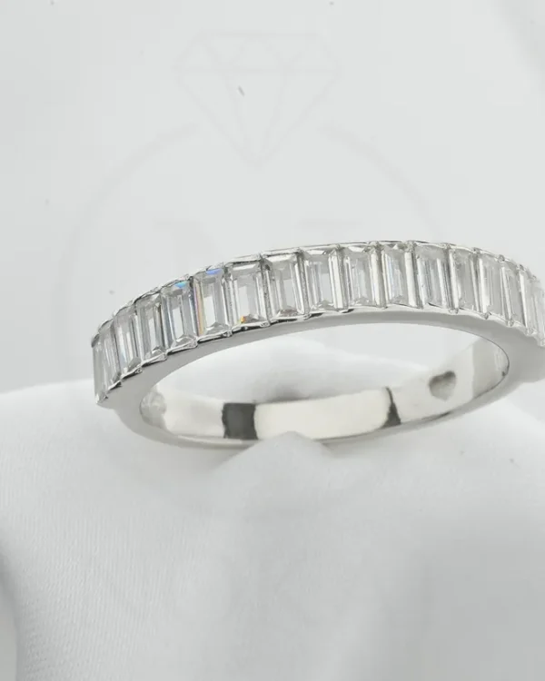 SREBRNI PRSTEN S CIRKONIMA (S251219-190912)