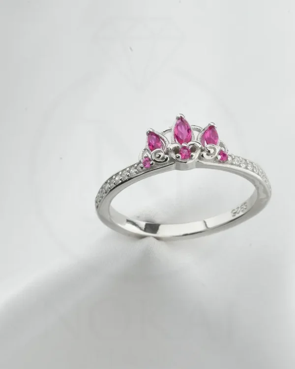 SREBRNI PRSTEN S CIRKONIMA (S251219-191625)