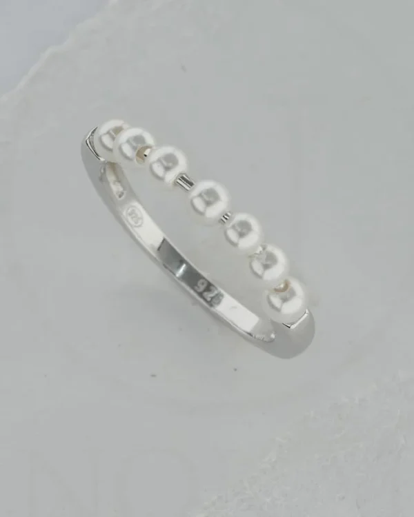 SREBRNI PRSTEN S BISERIMA (S260120-122456)