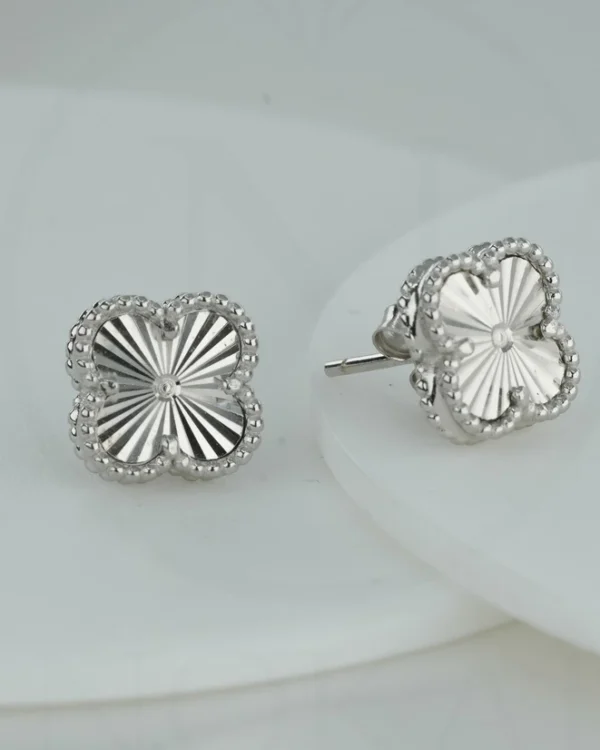 SREBRNE NAUŠNICE - DJETELINA (S260120-134455)