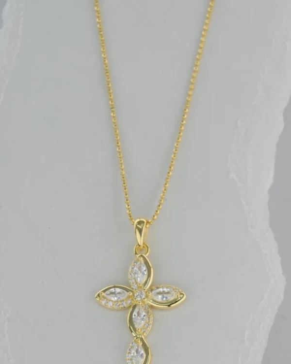 SREBRNA OGRLICA S CIRKONIMA - KRIŽ (S260130-182327)