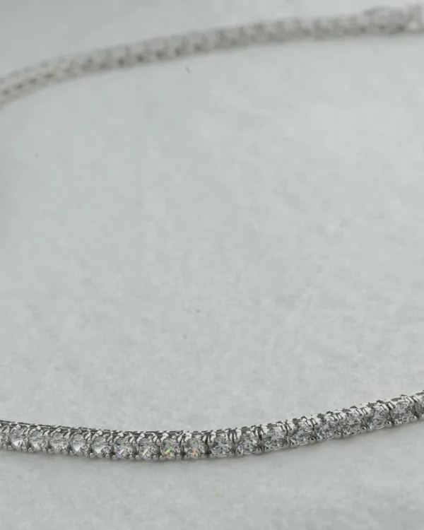 SREBRNA OGRLICA S CIRKONIMA (S260203-134356)