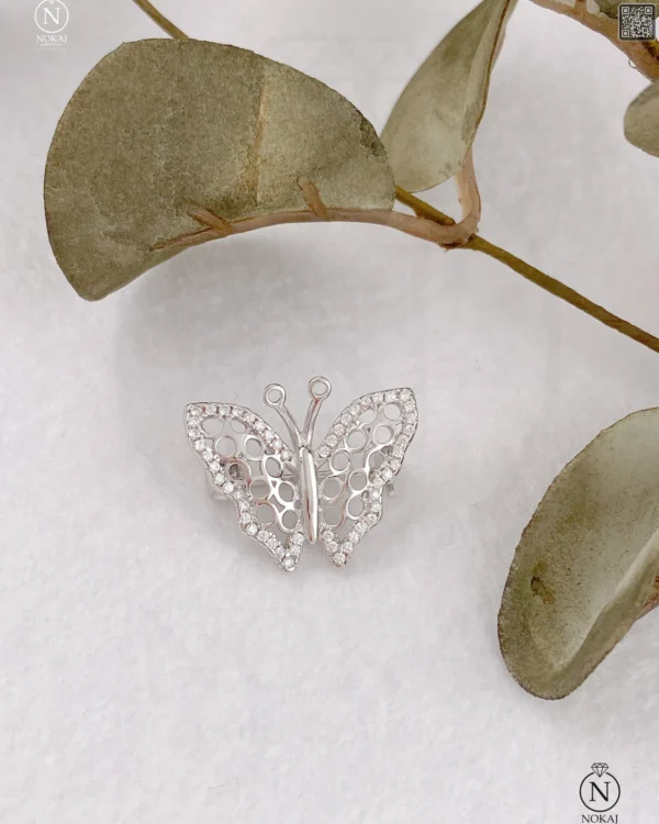 SREBRNI BROŠ S CIRKONIMA - LEPTIR (S260205-132500)