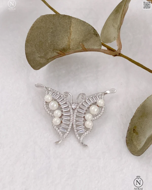 SREBRNI BROŠ S BISEROM - LEPTIR (S260205-134143)