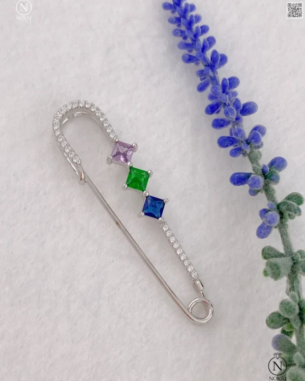 SREBRNI BROŠ S CIRKONIMA (S260205-142200)