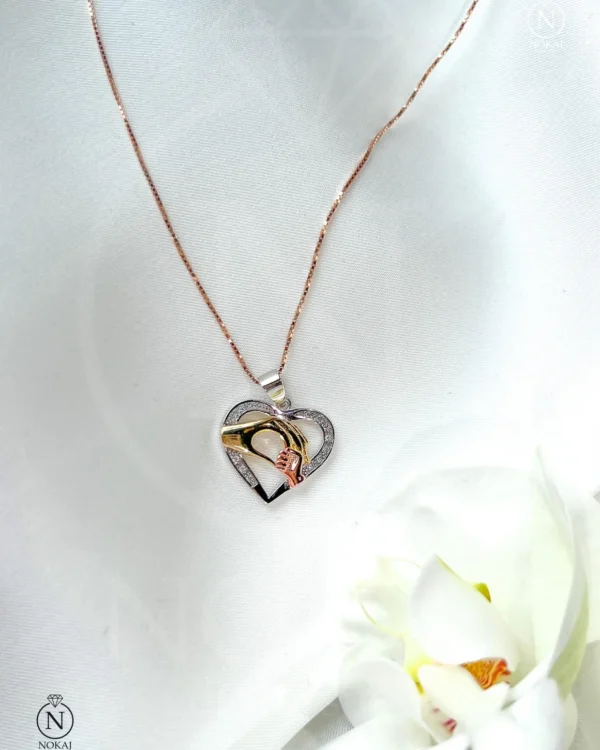 SREBRNA OGRLICA S CIRKONIMA - SRCE (S260227-175858)