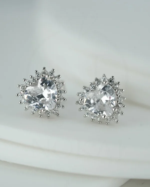 SREBRNE NAUŠNICE - SRCE (S260303-115219)