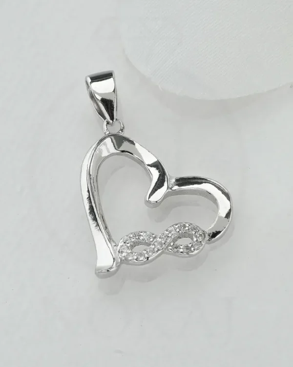 SREBRNI PRIVJESAK S CIRKONIMA - SRCE (S260309-163952)