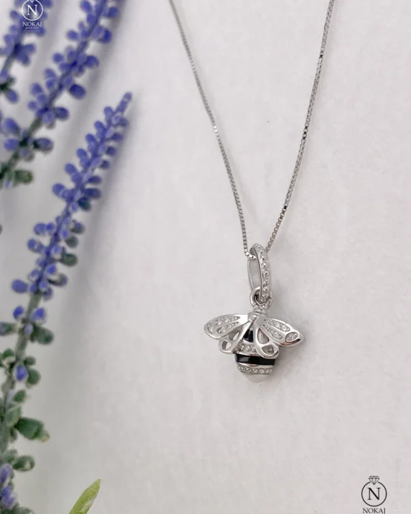 SREBRNA OGRLICA S CIRKONOM - PČELA (S260320-130916)