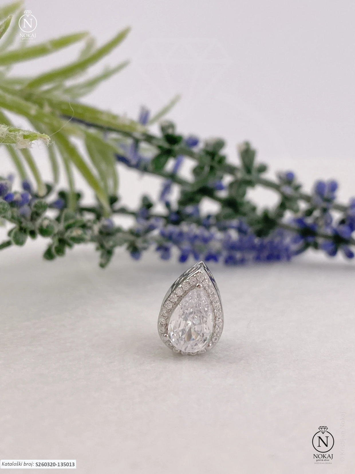 SREBRNI PRIVJESAK S CIRKONIMA (S260320-135013)