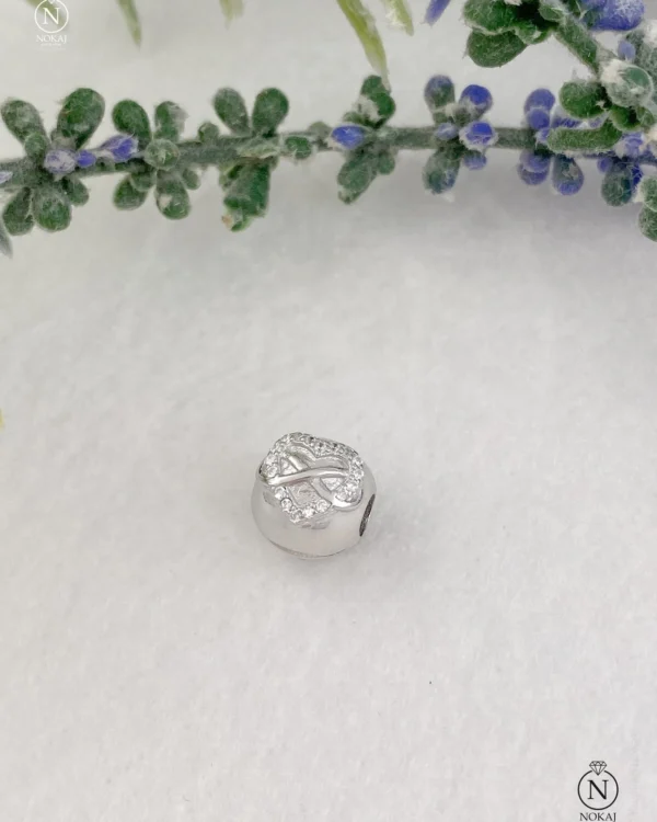 SREBRNI PRIVJESAK S CIRKONIMA - SRCE (S260323-183916)