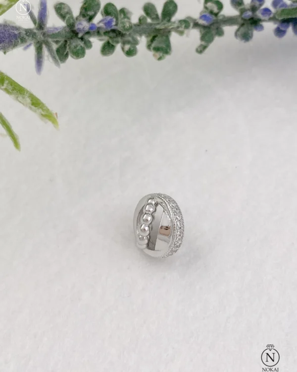 SREBRNI PRIVJESAK S CIRKONIMA (S260323-184025)