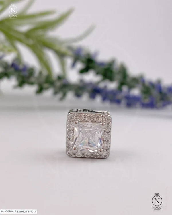 SREBRNI PRIVJESAK S CIRKONIMA (S260323-184214)