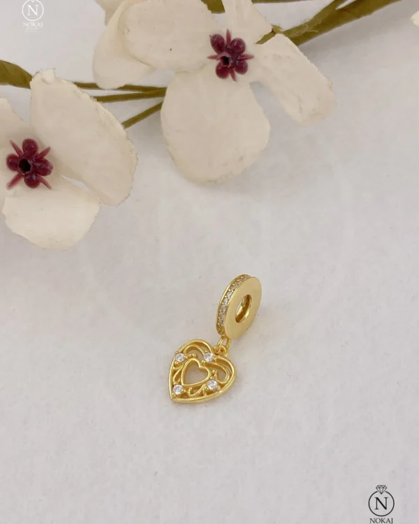 SREBRNI PRIVJESAK S CIRKONIMA - SRCE (S260323-184751)