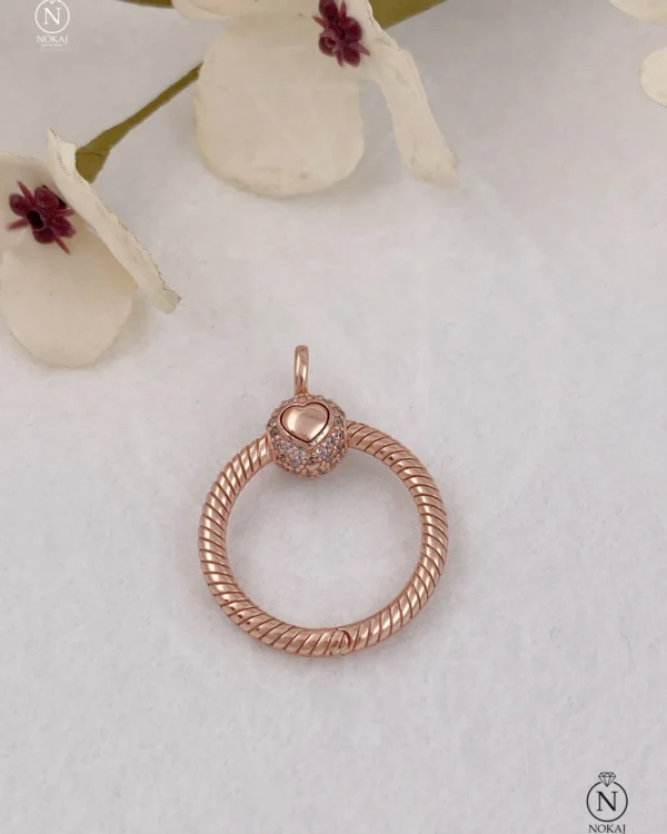 SREBRNI PRIVJESAK S CIRKONIMA - SRCE (S260323-185513)