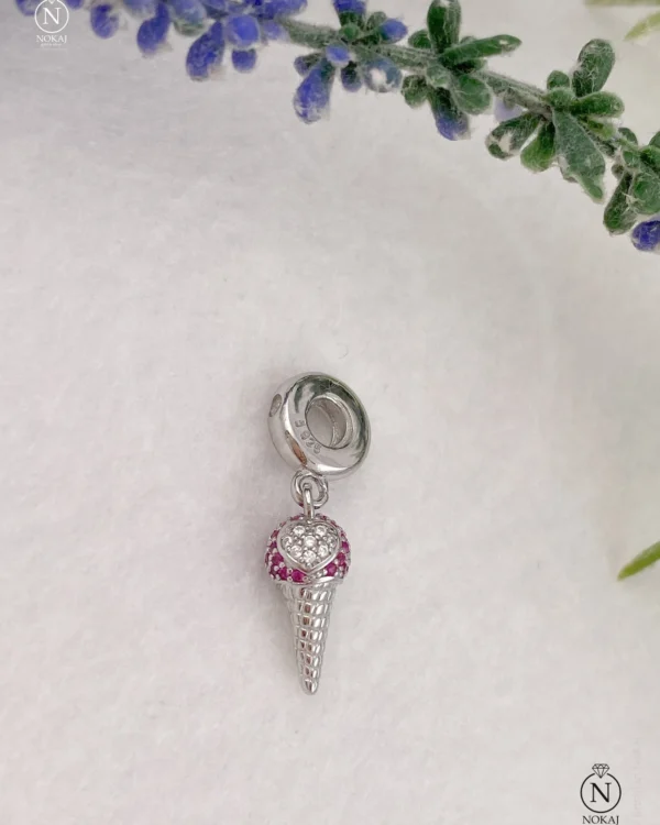 SREBRNI PRIVJESAK S CIRKONIMA (S260324-160818)