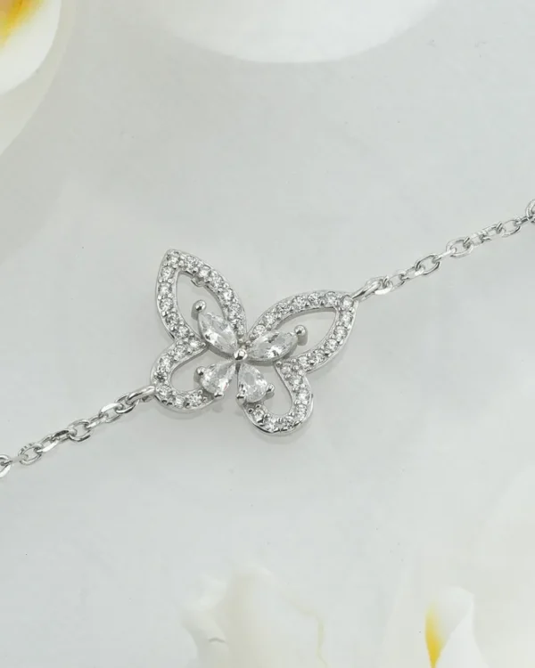 SREBRNA NARUKVICA S CIRKONIMA - LEPTIR (S260330-141059)