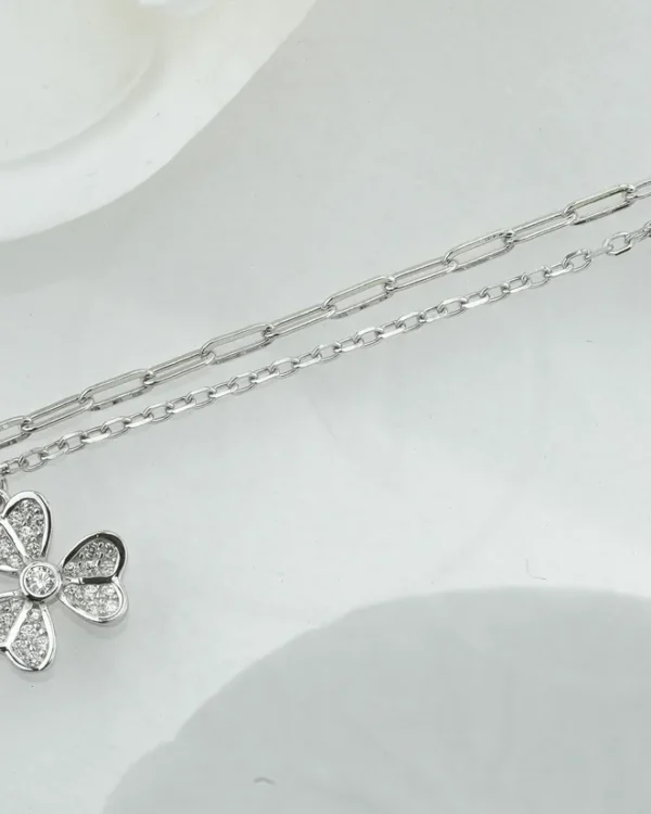 SREBRNA NARUKVICA S CIRKONIMA - SRCE (S260330-141614)